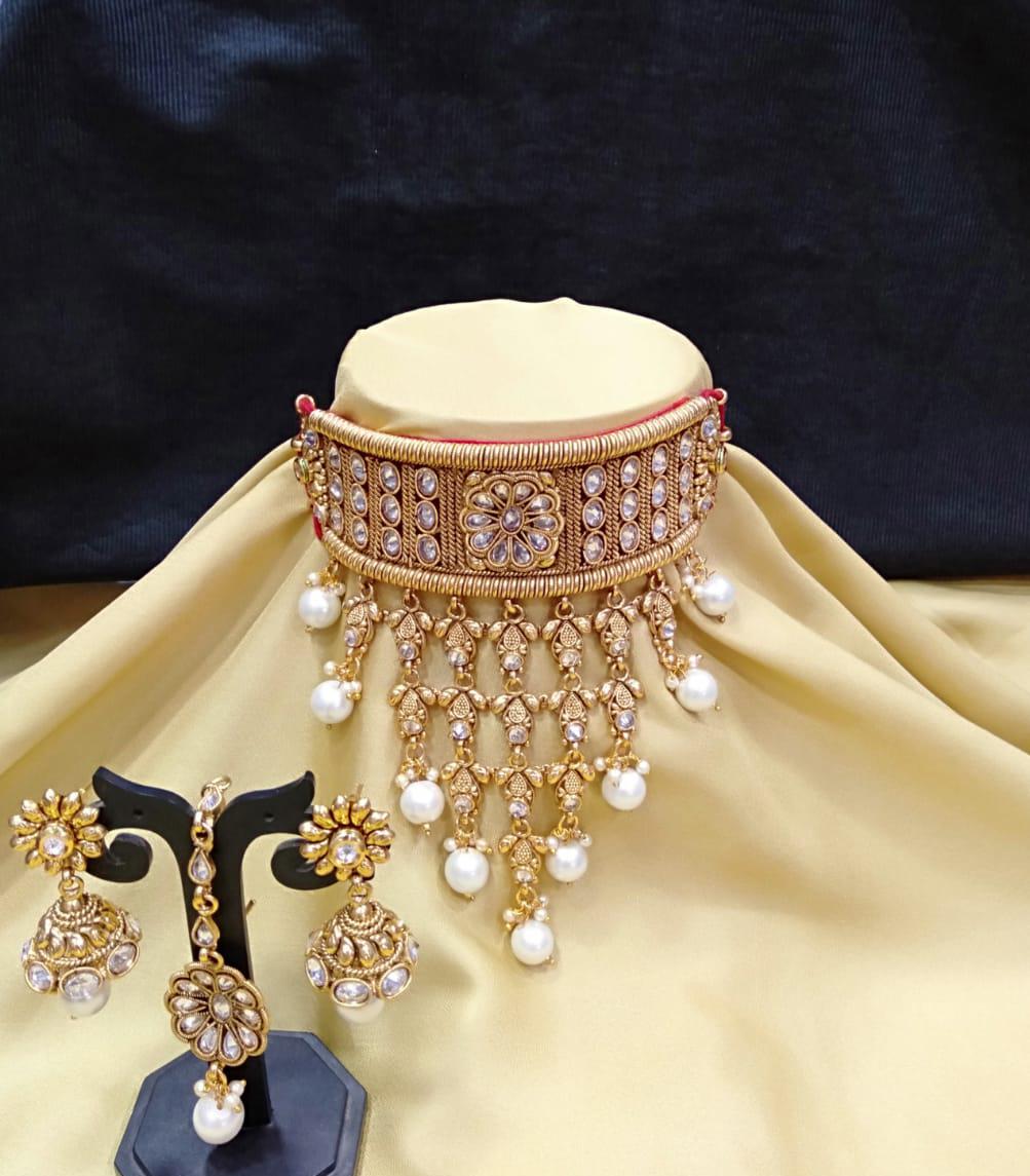 Adro's Fashion Jewellery image 8