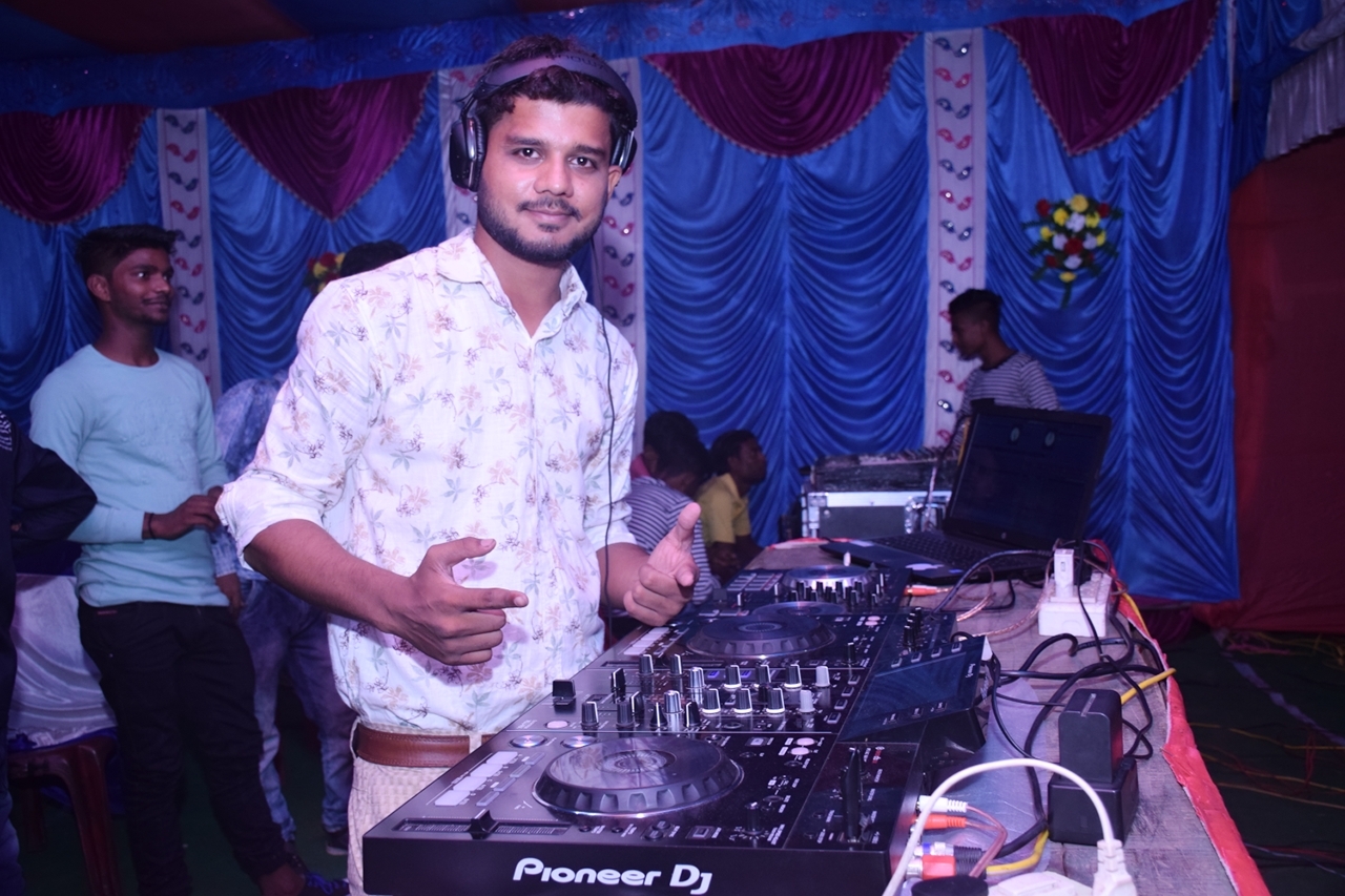 DJ RAHUL SINGH image 21