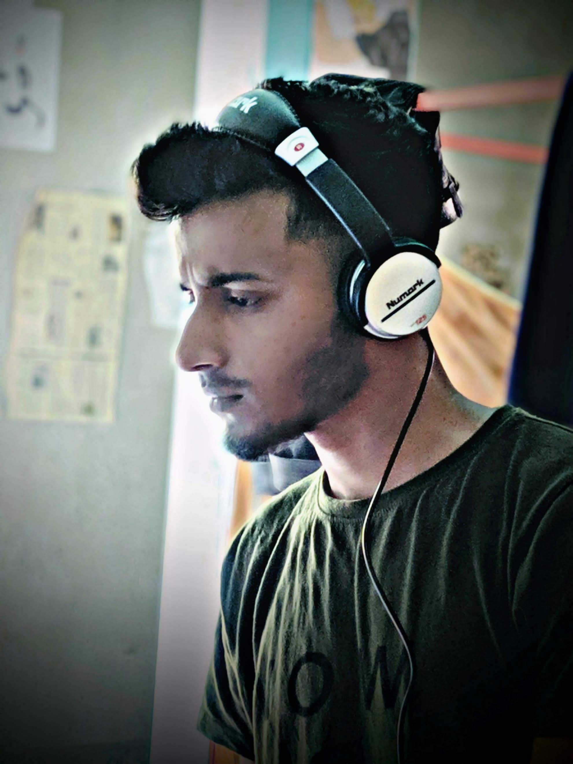 DJ Rishab Kolkata image 9