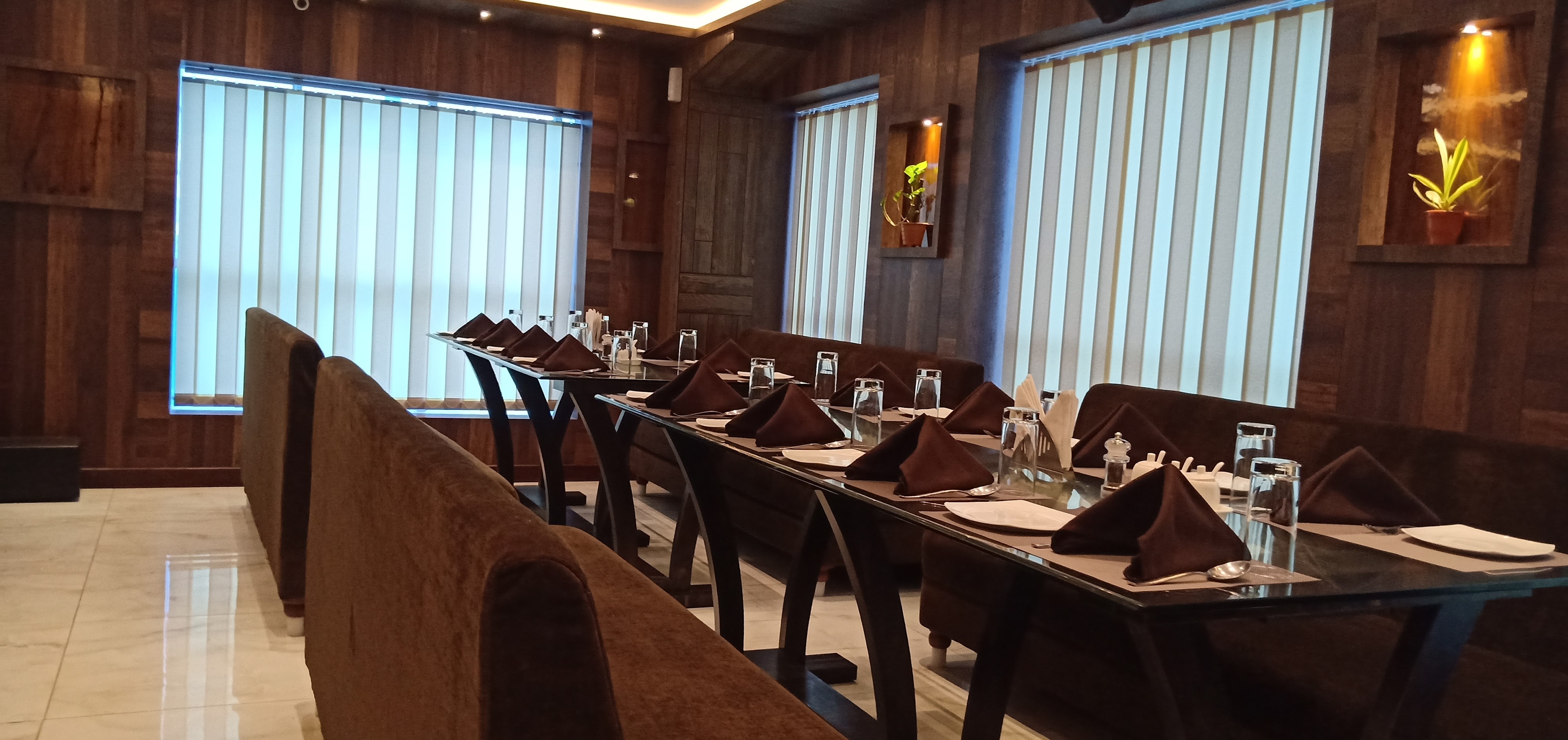 Daruchini Restaurant And Banquet