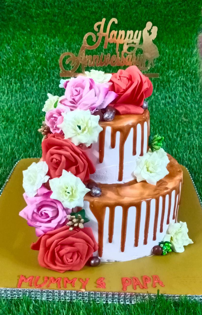 Gunja's Bakery custom cake in Kolkata, Kolkata