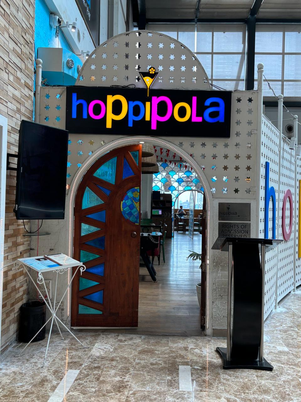 Hoppipola (Acropolis)