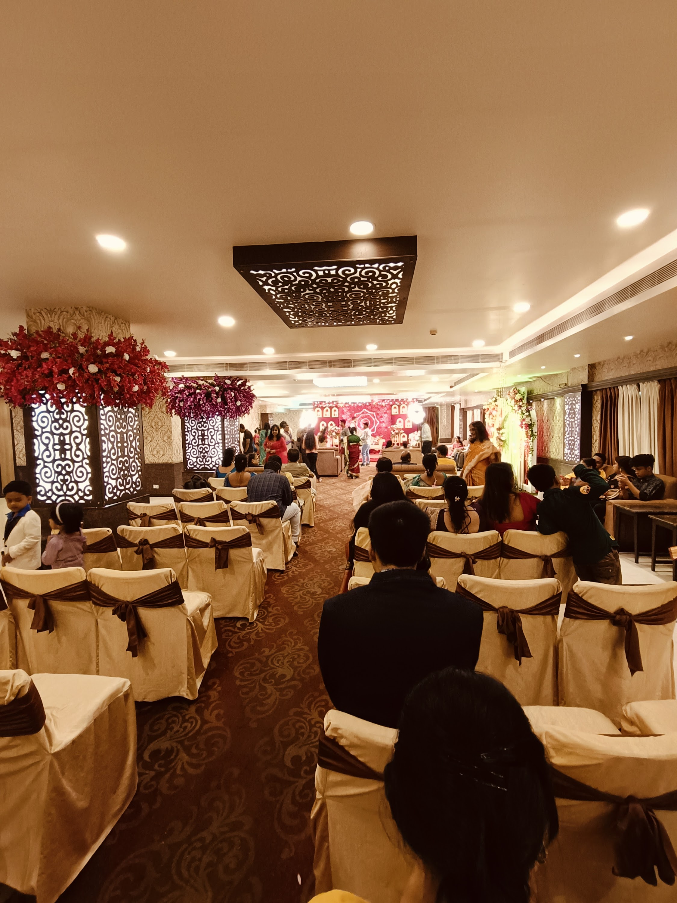 Imperial Banquet , Savitri