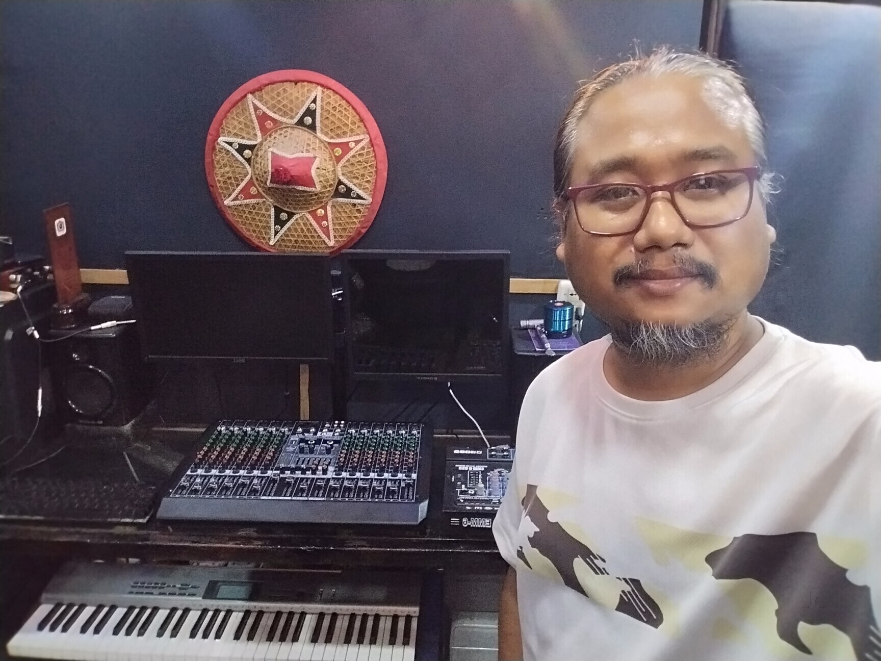 JD Brothers Recording & Videography Studio image 30