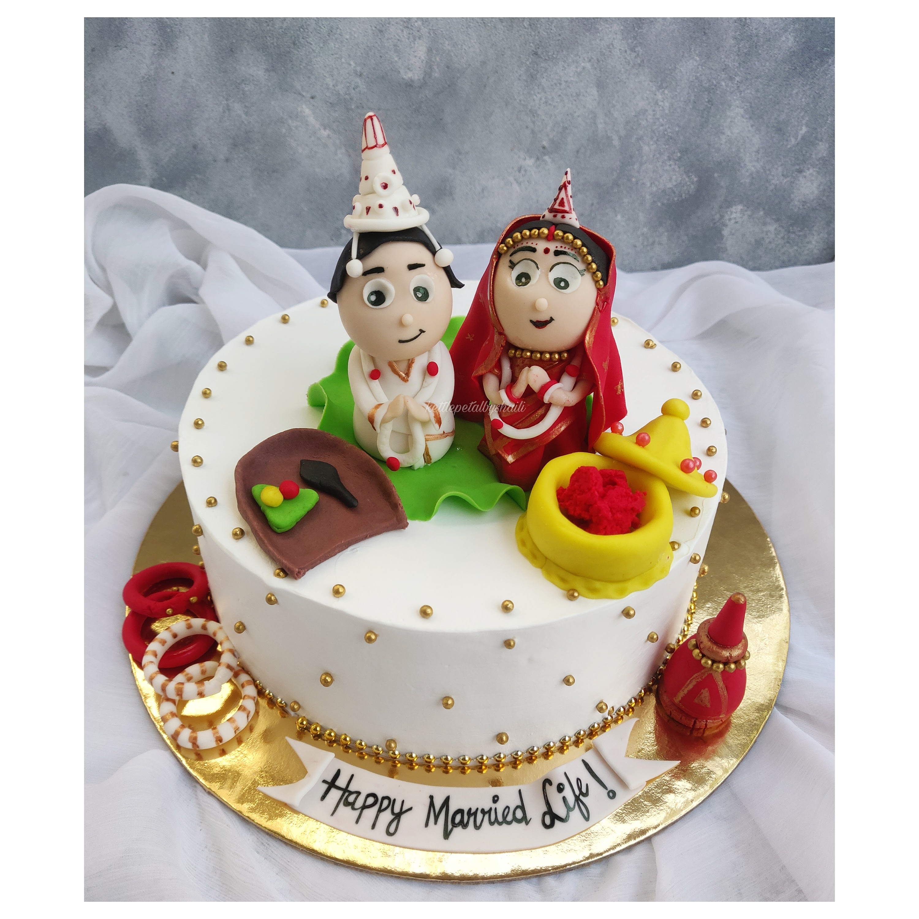 Wedding cake by Kettle Petal ®