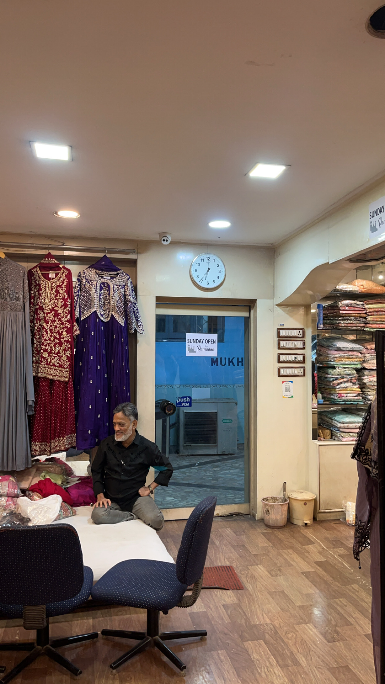 Mukhtar Sarees image 2
