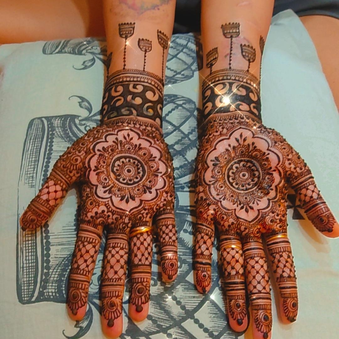 Nasreen Mehendi Artist