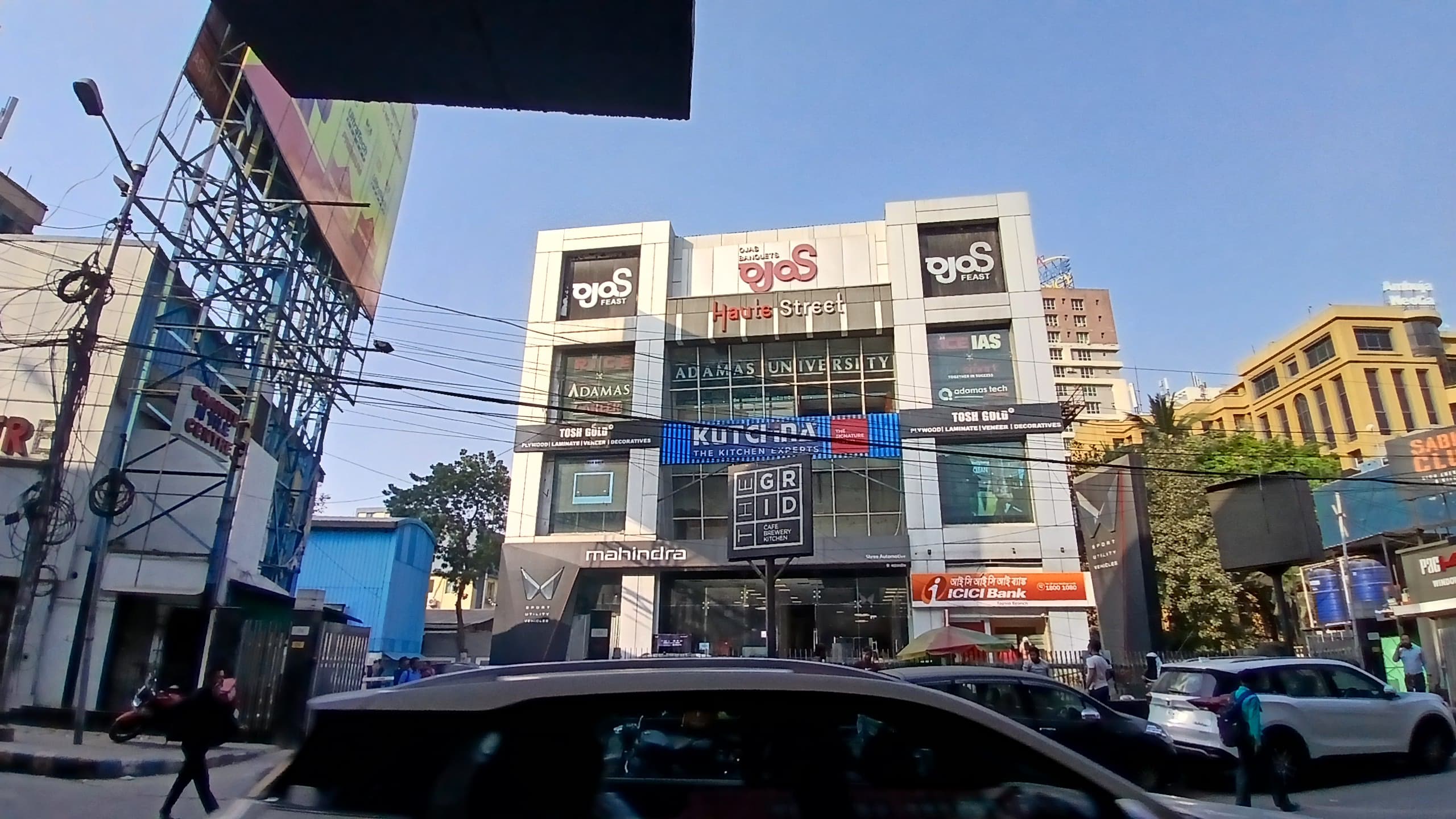 Nirmal Creations - bridal lehengas, bridesmaid lehengas, designer sarees, gowns, suits and tunics store in kolkata