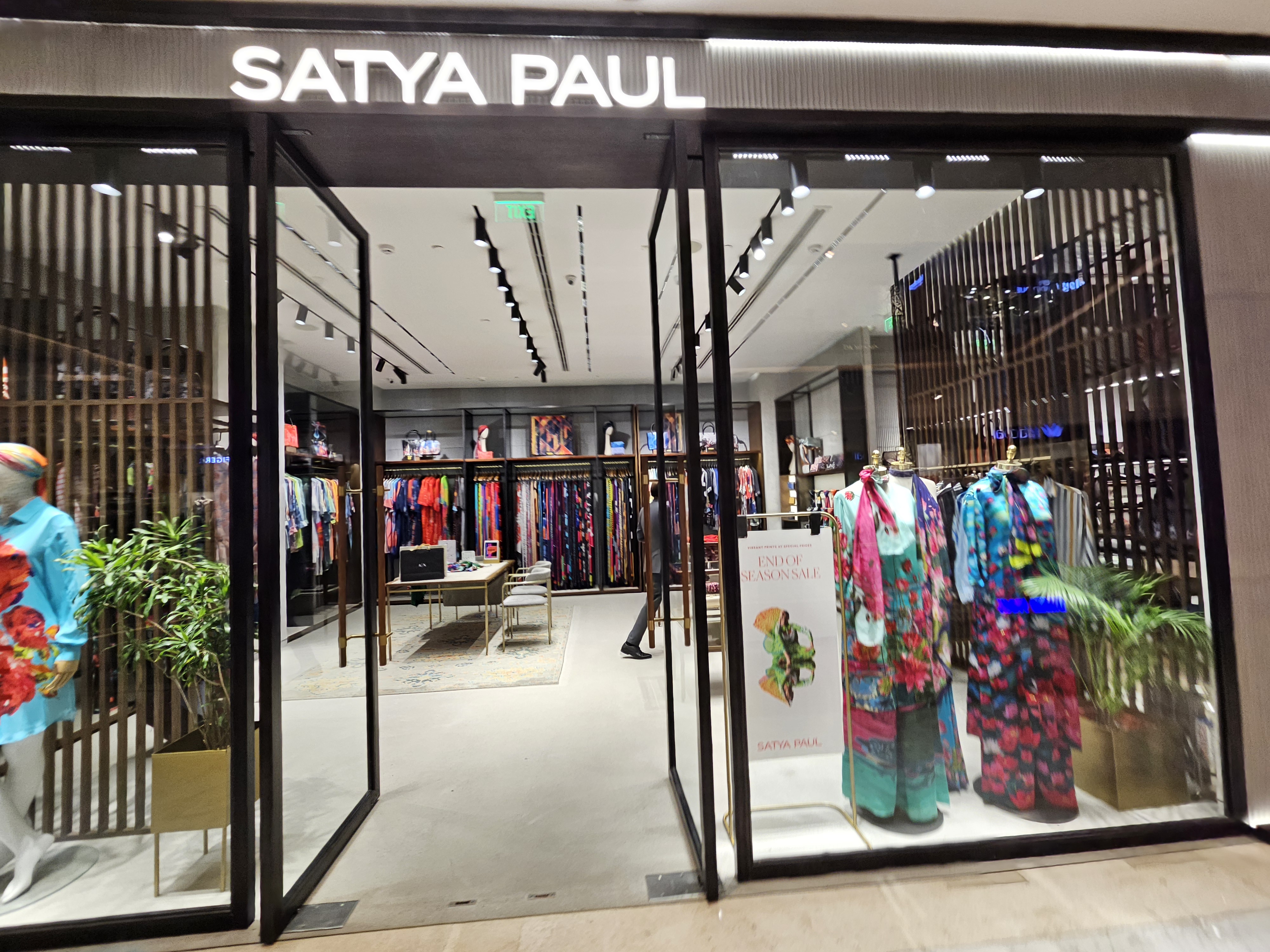 Pashmina by Jit Satya image 8