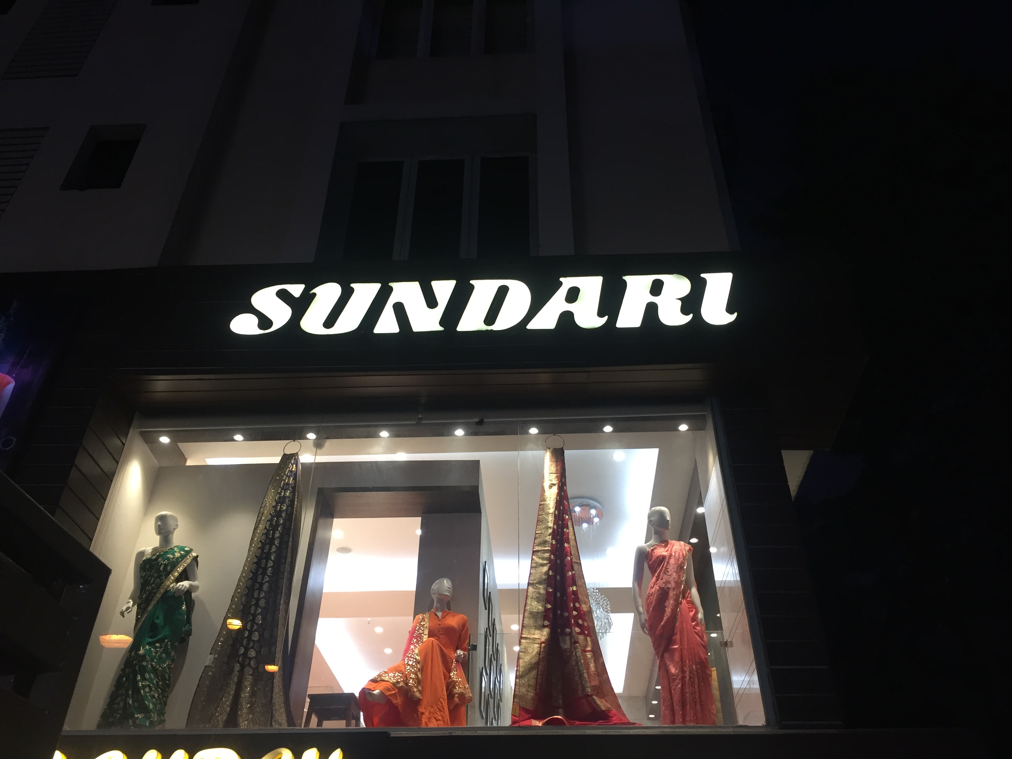 Rangoli Sarees Gariahat | Kolkata image 8