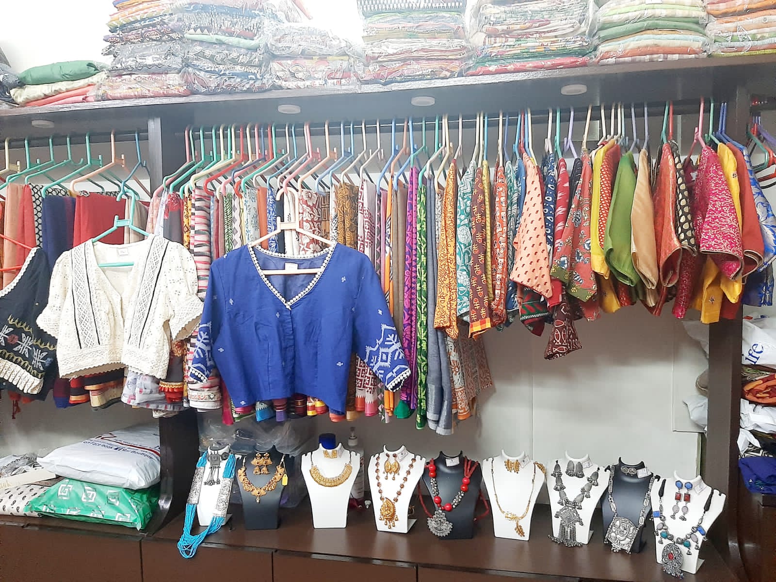 Rayie Collection | Fashion & Boutique image 10