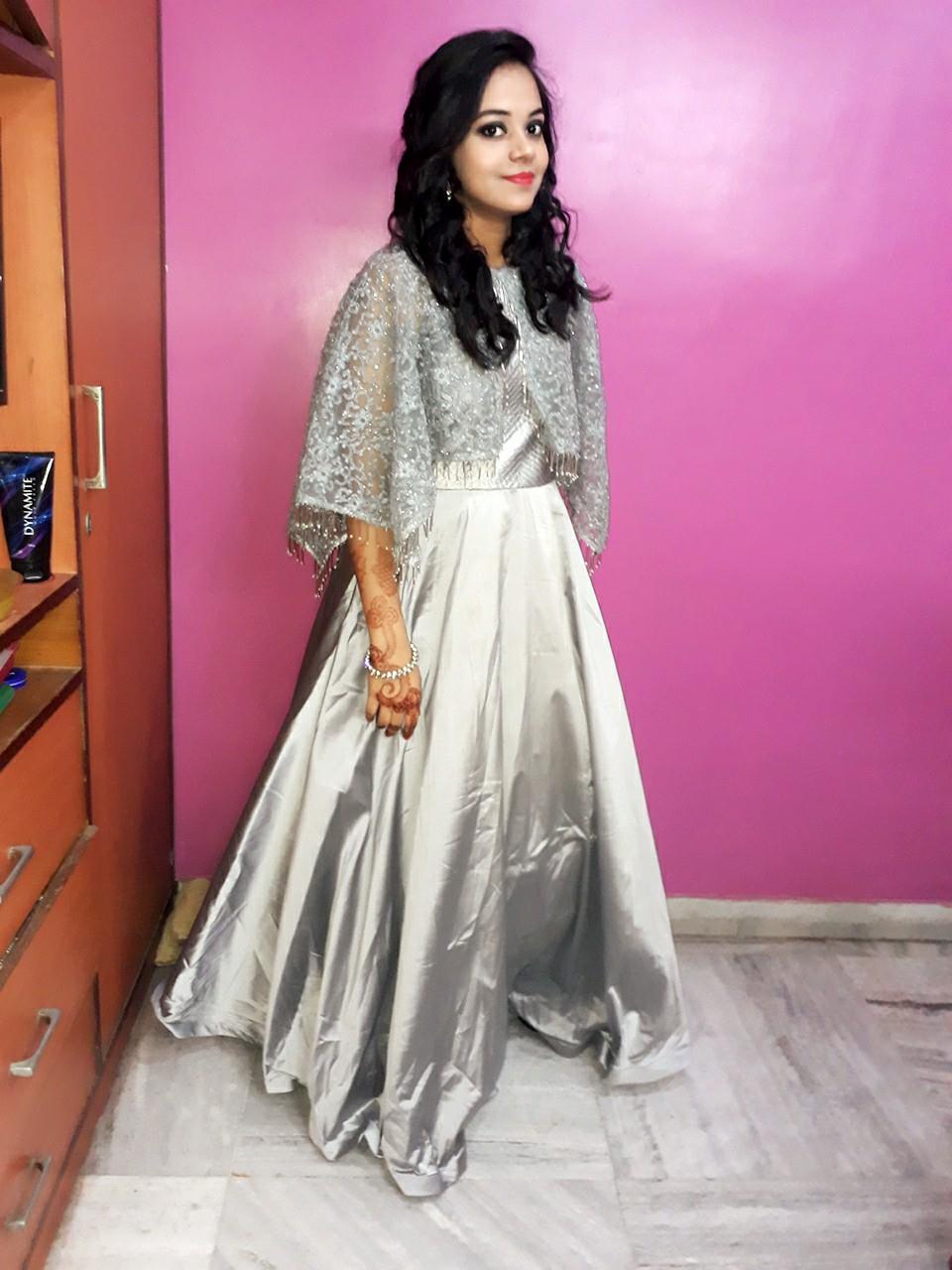 Retro lush makeup studio