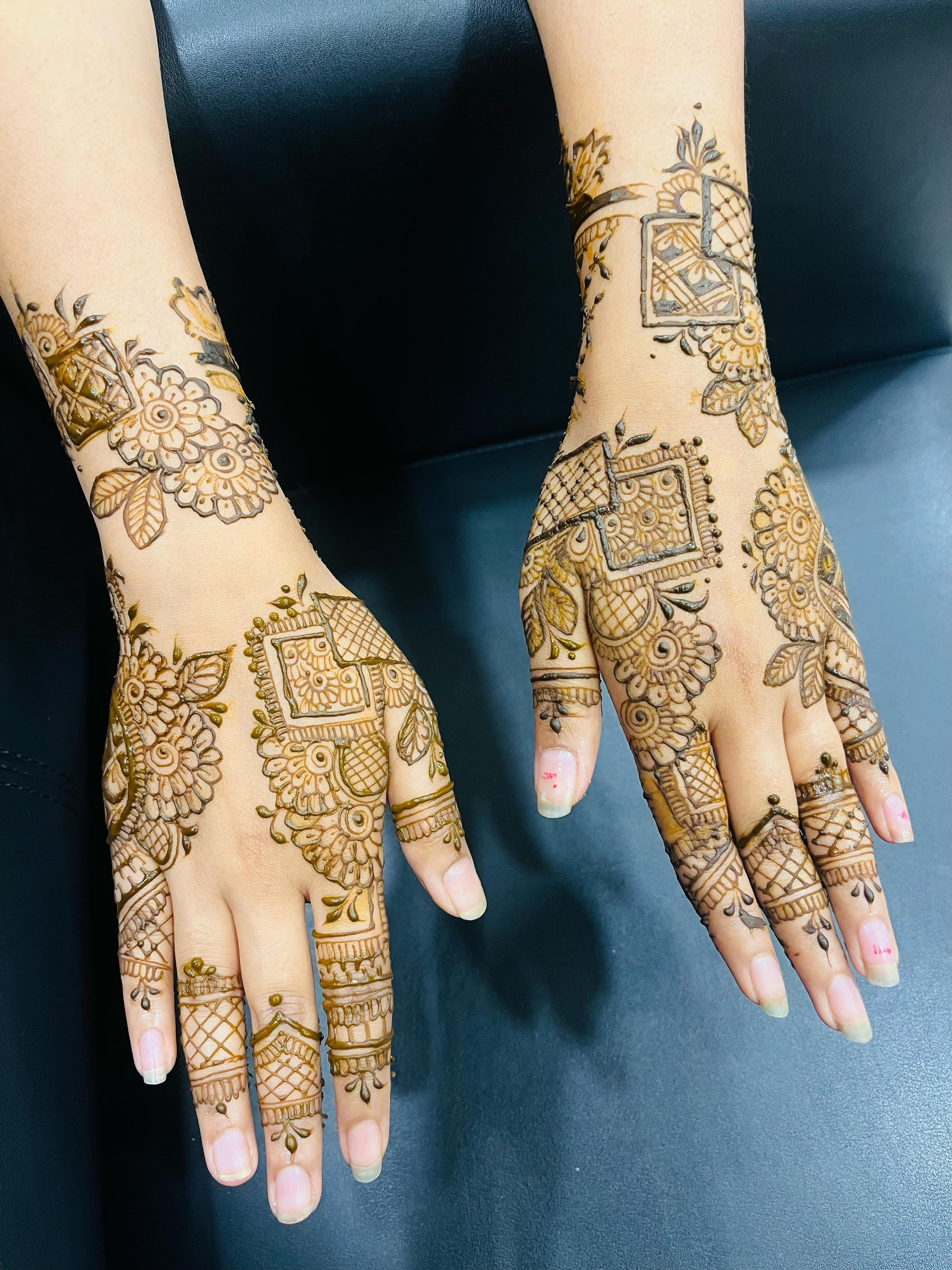 SUJATA'S MEHENDI STUDIO AND TRAINING bridal mehendi artist in Guwahati, Guwahati