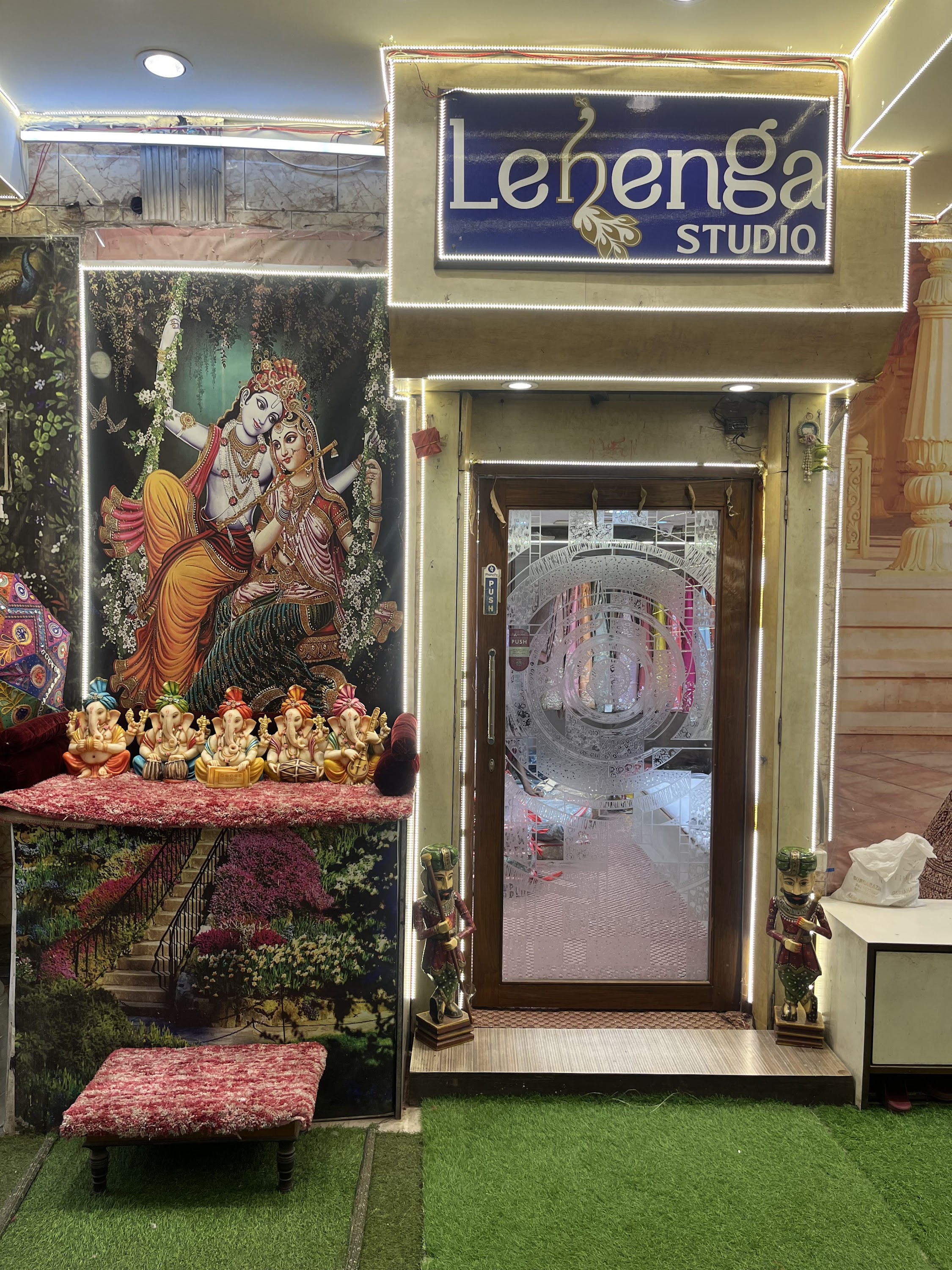 Shree Saree Kunj image 10