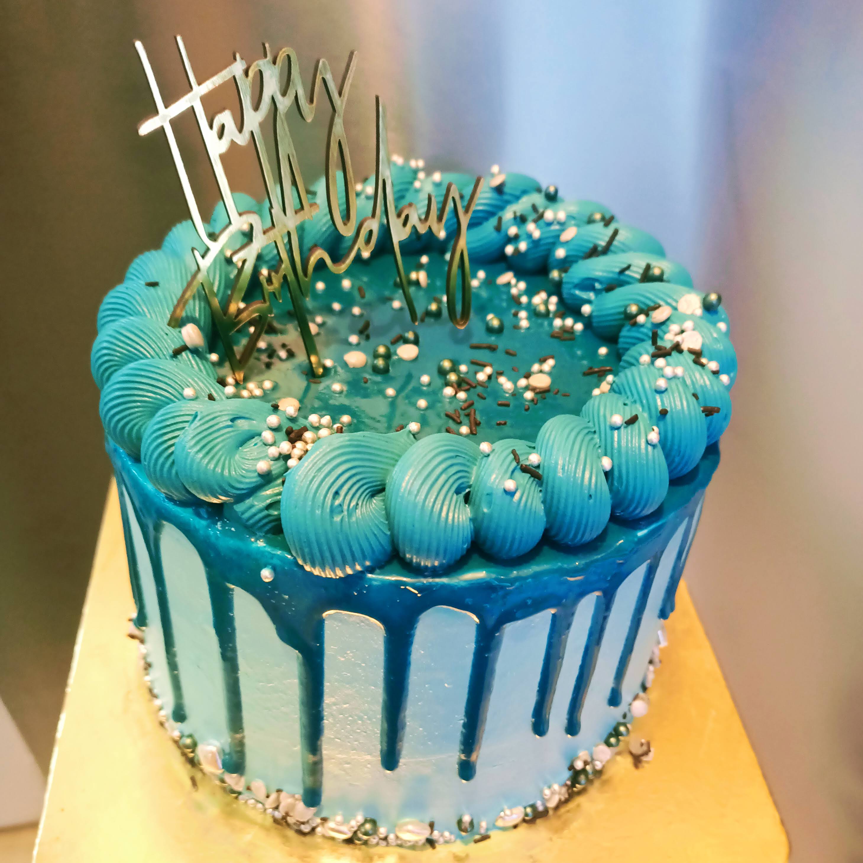 Fresh designer cake by The Cake Boutique