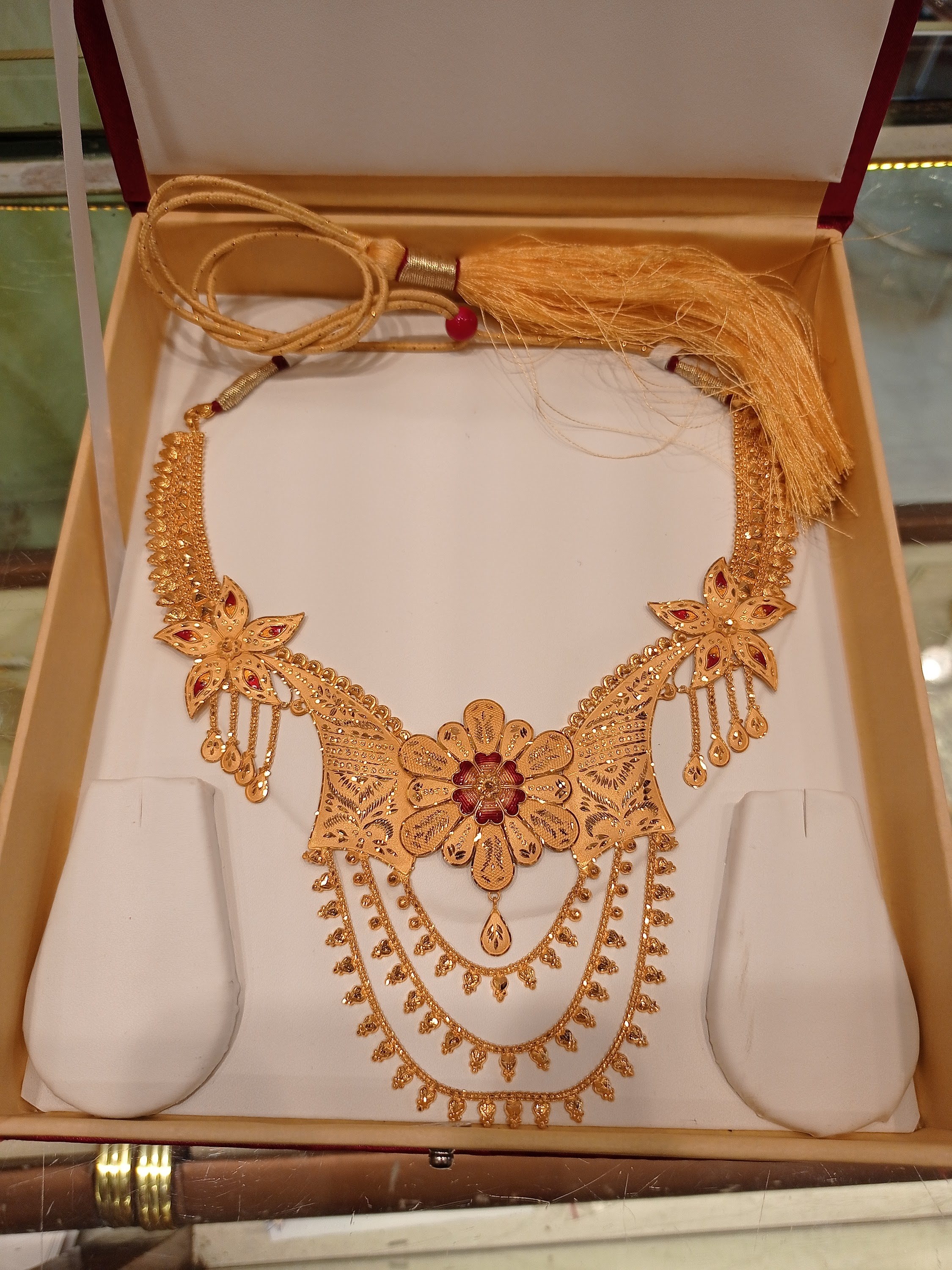 Zenith Gems & Jewellers image 7